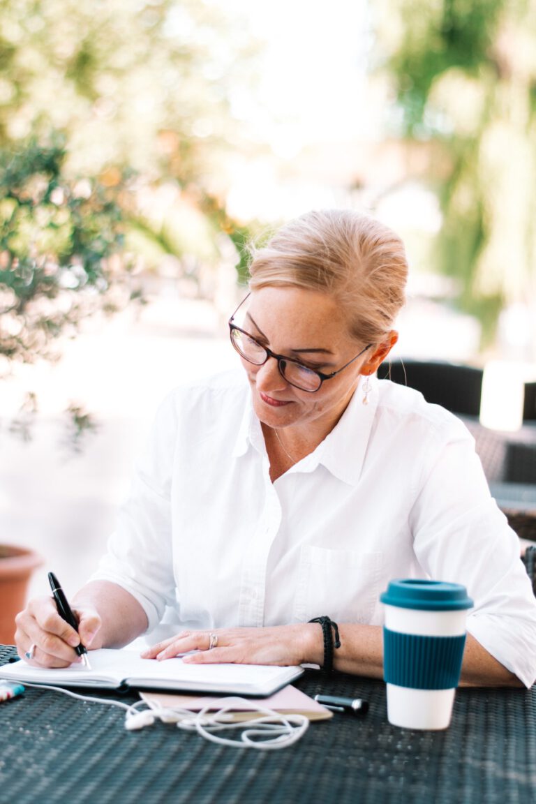 Anna writing